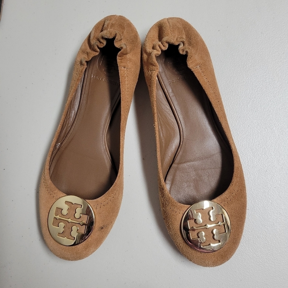 Tory Burch Reva Tan Suede Ballet Flats Size 8.